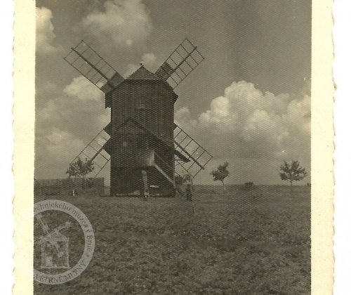 Větrný mlýn Býstřec
